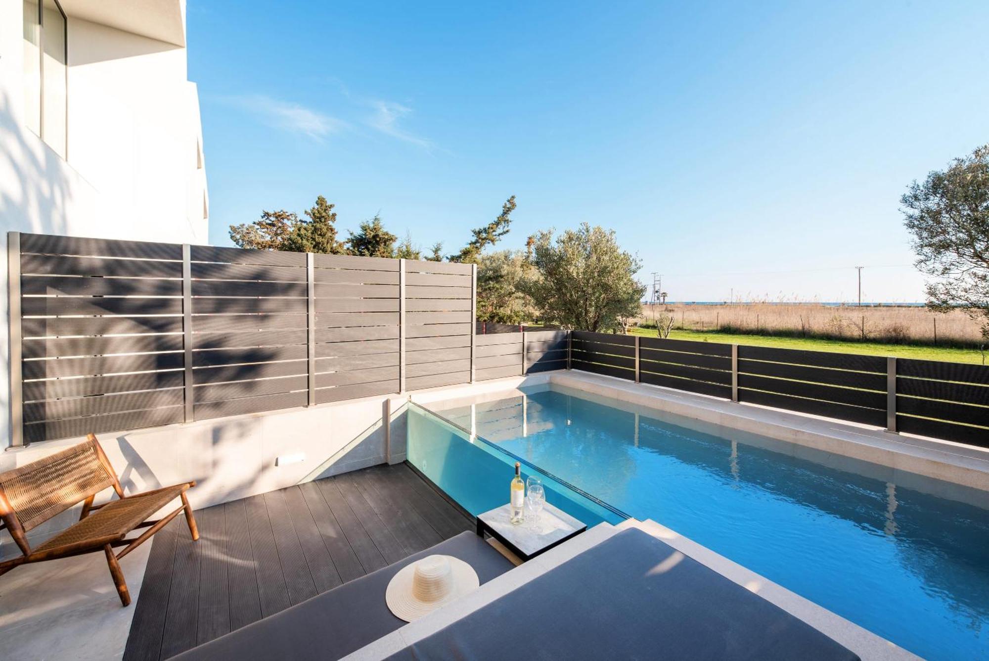 Serene Villas Halkidiki - Cfront Private Pool Nea Iraklia Exterior photo